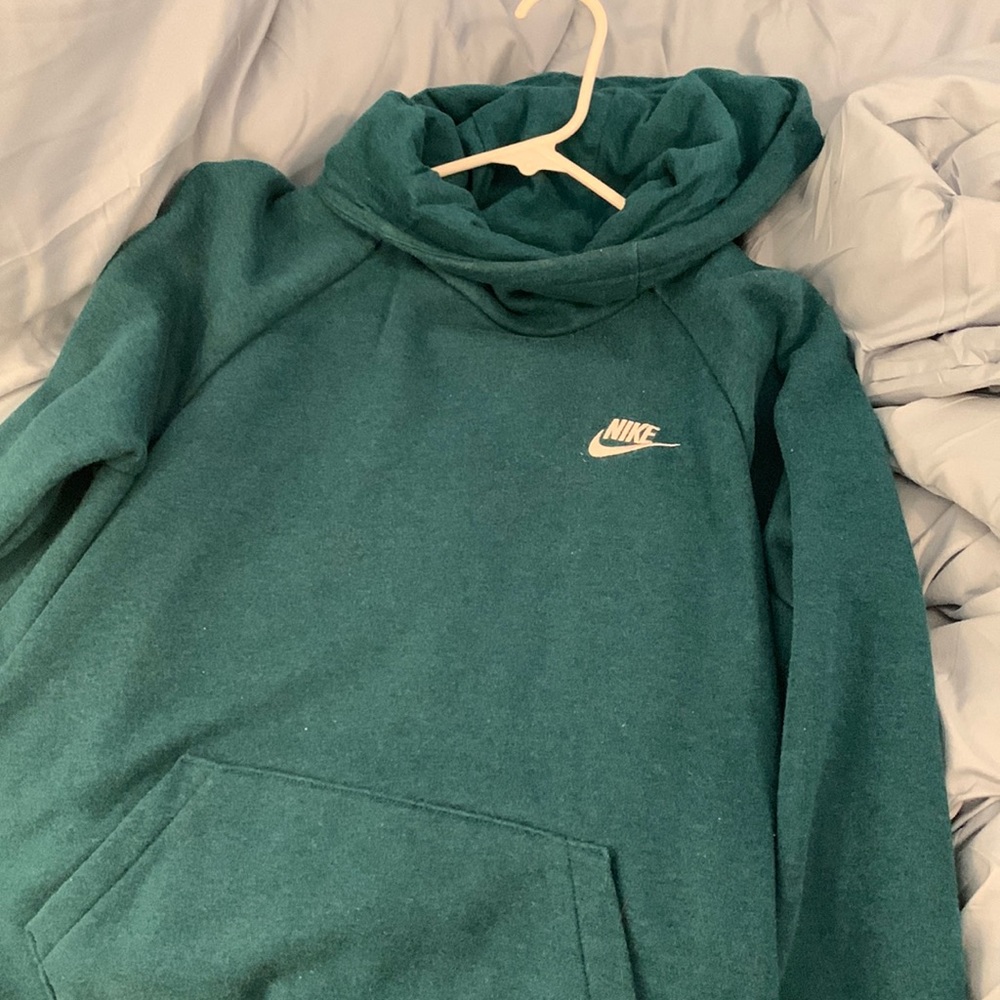 Teal/ocean/peacock green Nike hoodie, size M, good condition, barely worn